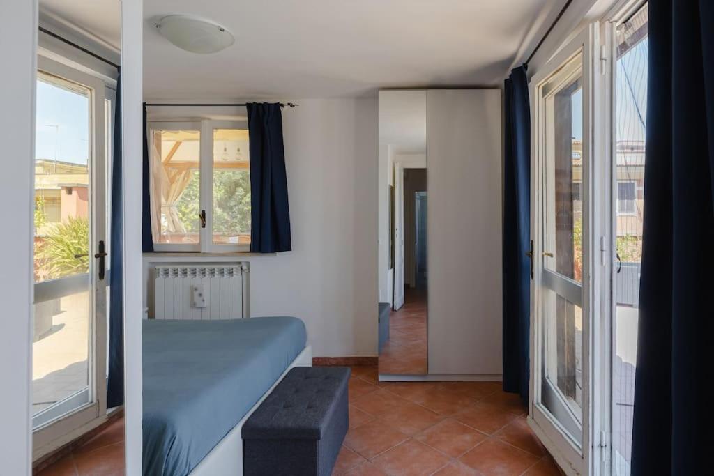 Penthouse With Jacuzzi On Private Terrace In Trastevere โรม ภายนอก รูปภาพ