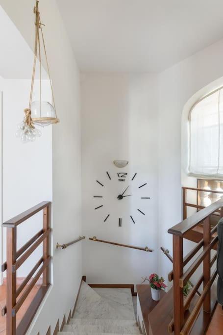 Penthouse With Jacuzzi On Private Terrace In Trastevere โรม ภายนอก รูปภาพ