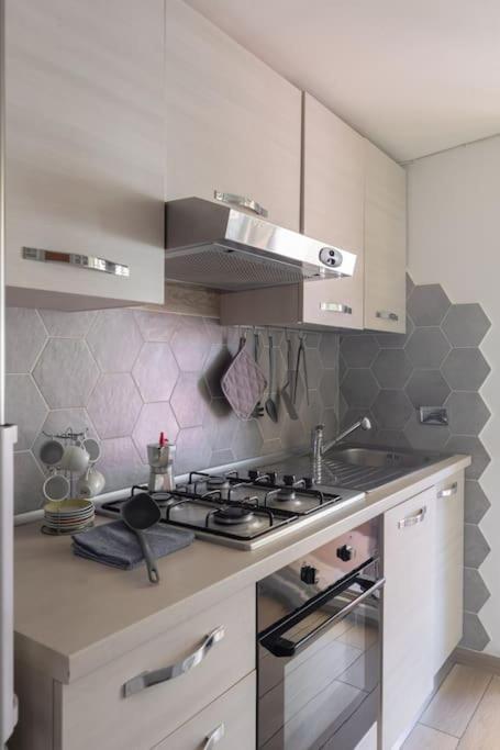 Penthouse With Jacuzzi On Private Terrace In Trastevere โรม ภายนอก รูปภาพ